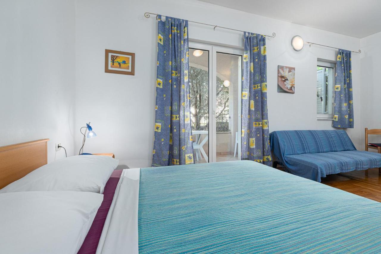 House Laura 200M From The Beach And The Center Διαμέρισμα Πόρετς Εξωτερικό φωτογραφία