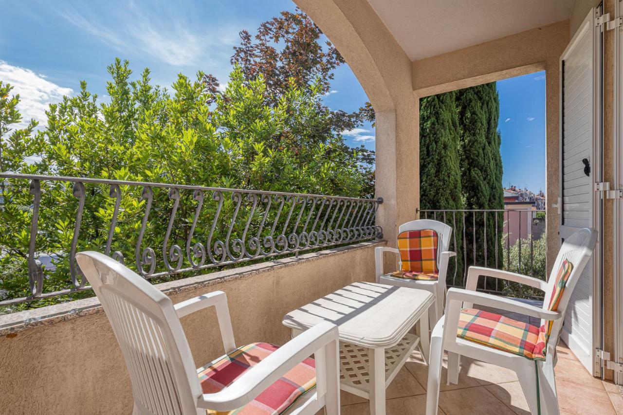 House Laura 200M From The Beach And The Center Διαμέρισμα Πόρετς Εξωτερικό φωτογραφία